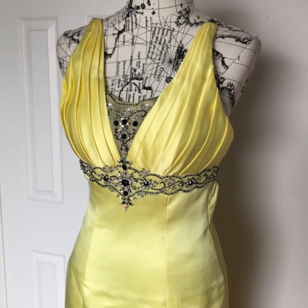 🔽NWOT Satin Mermaid Train Ruched Formal Evening Gown High Low T-trap vibrant S